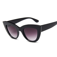 Load image into Gallery viewer, Cat Eye Frame Style Sunglasses Double Gray
